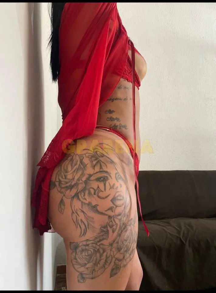 CAMILA SANTOS