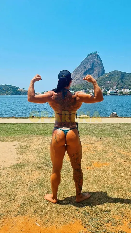 ZAIRA OLIVEIRA